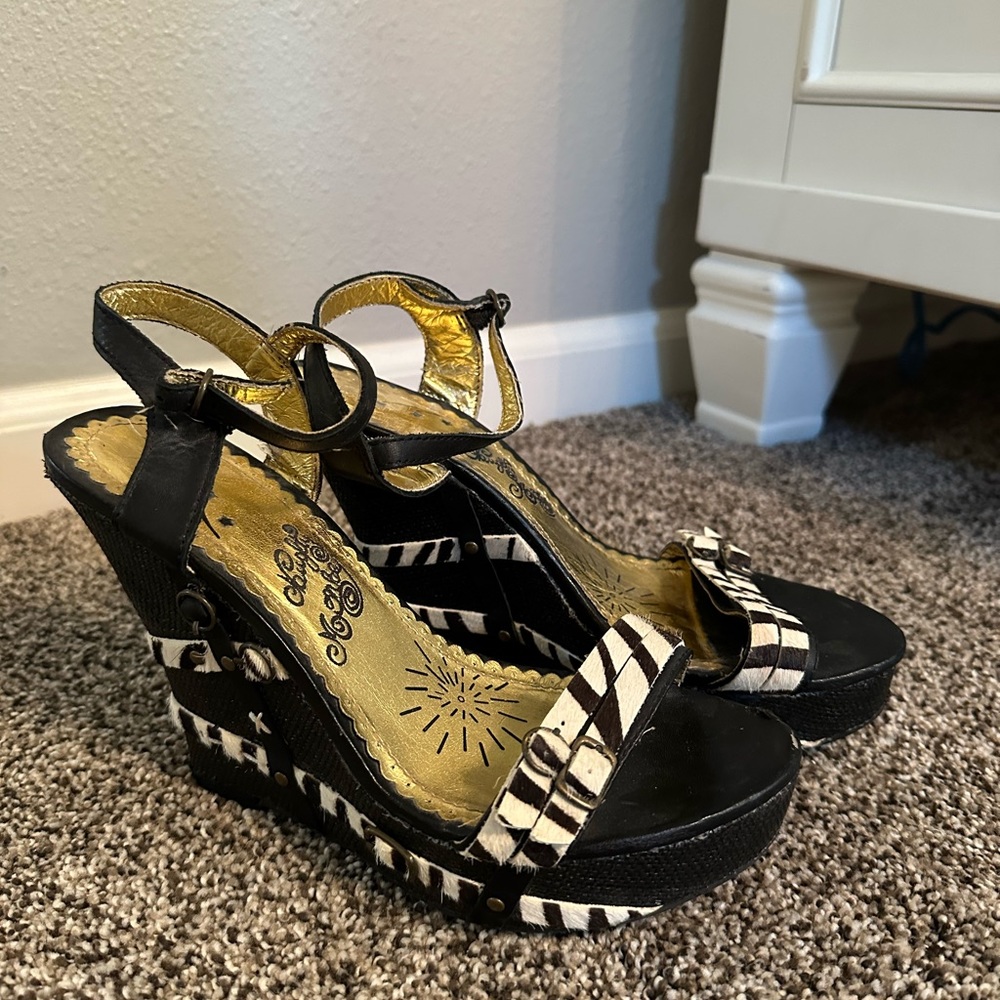 Naughty monkey wedges, zebra stripe size 7.5